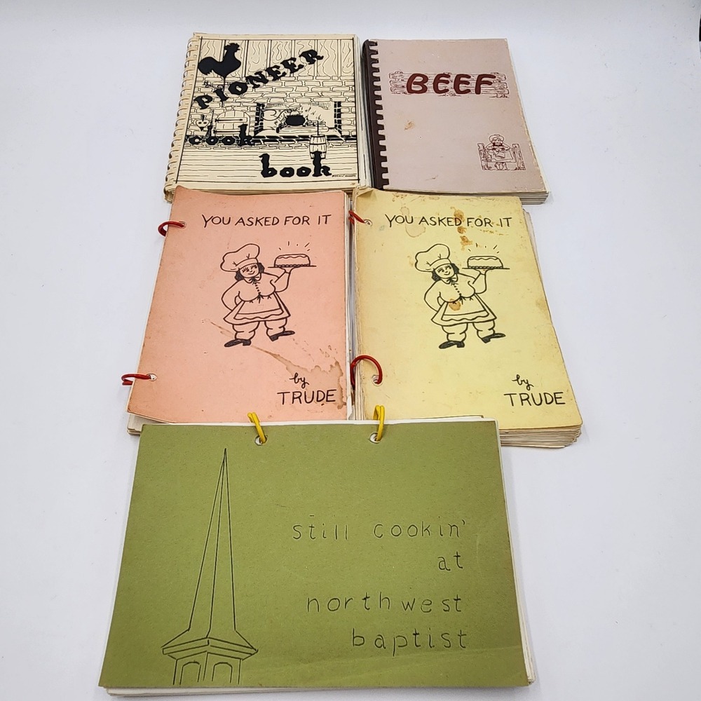 VTG 70s PNW Community Spiral Cookbooks Lot Church Family CowBelles Beef Humor